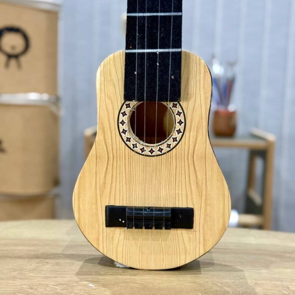Guitarra de Madera Chica 40 cm - Image 2